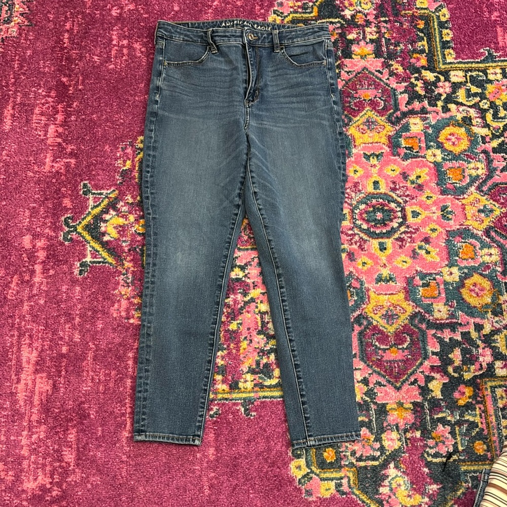 Hi-Rise Skinny Jeans